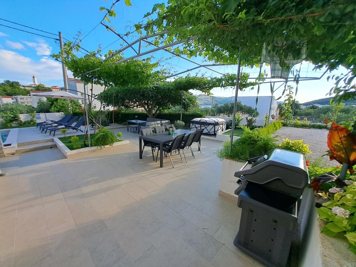 Paulina Harmony Rooms Seget Vranjica Exterior foto