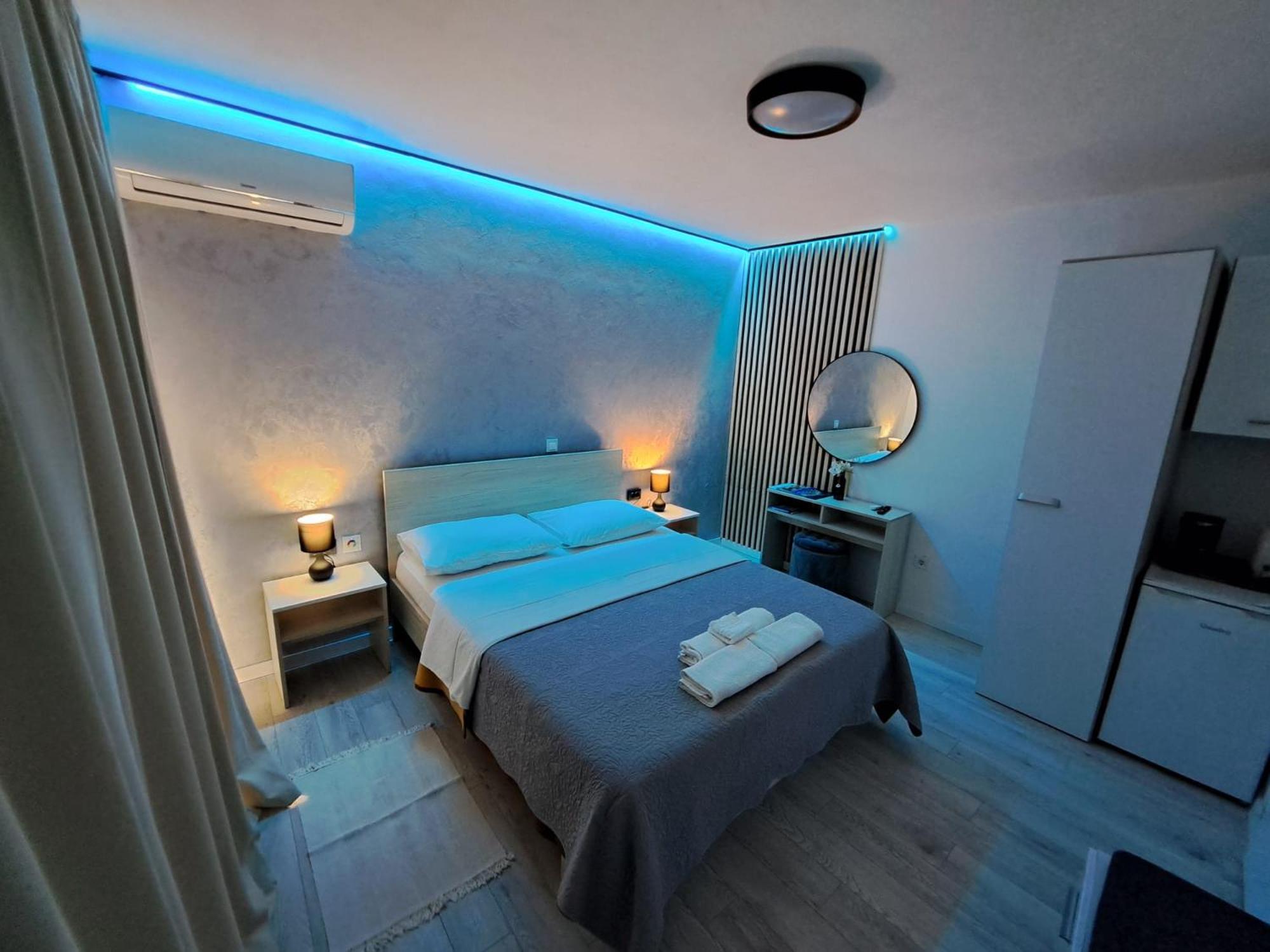 Paulina Harmony Rooms Seget Vranjica Exterior foto