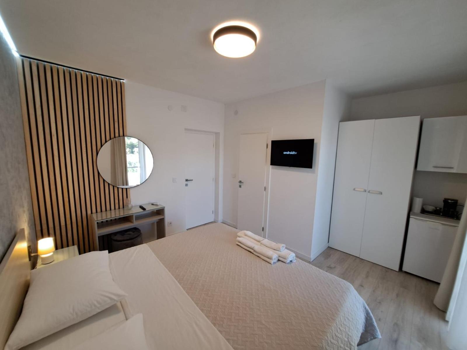 Paulina Harmony Rooms Seget Vranjica Exterior foto