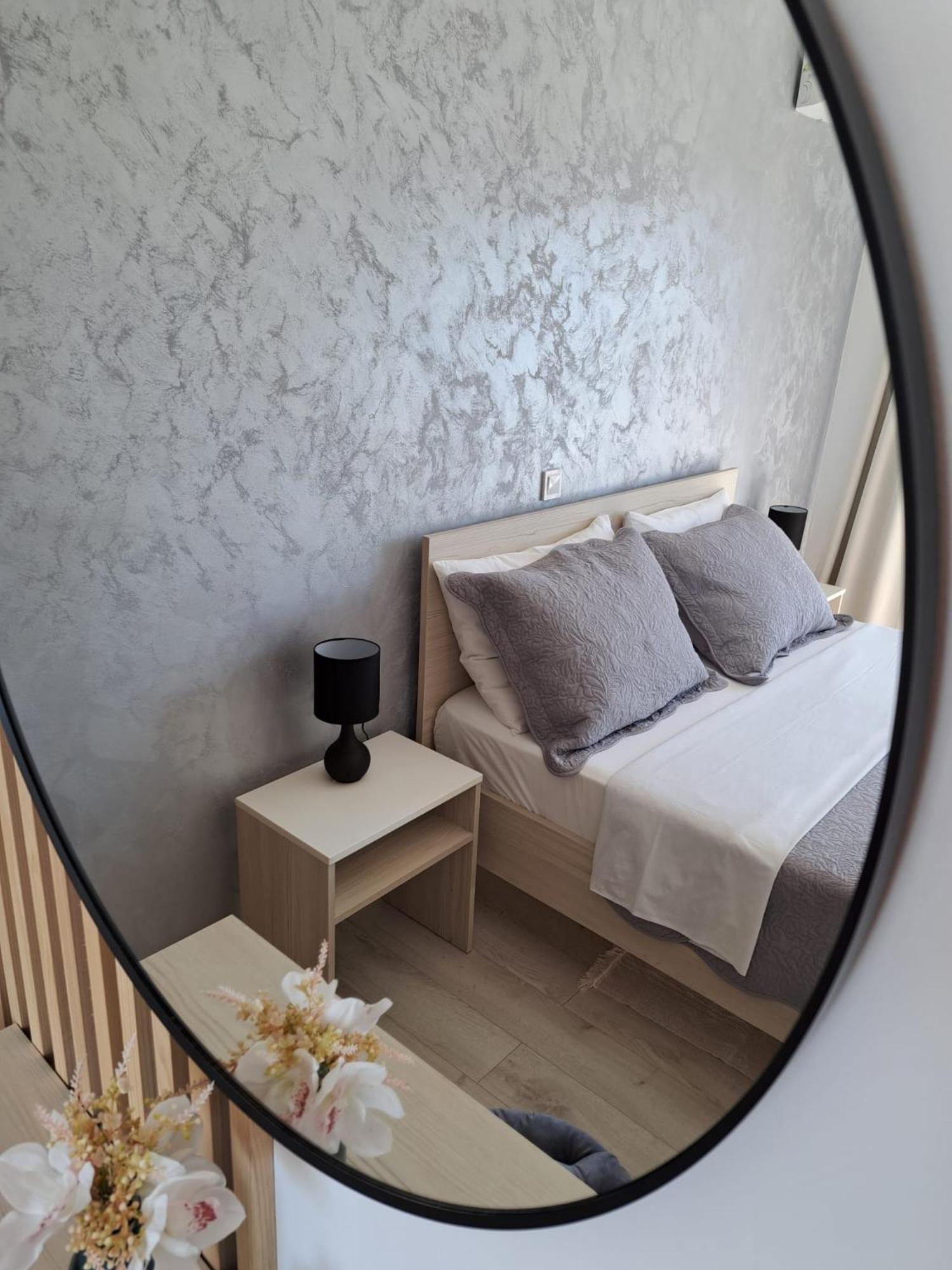 Paulina Harmony Rooms Seget Vranjica Exterior foto