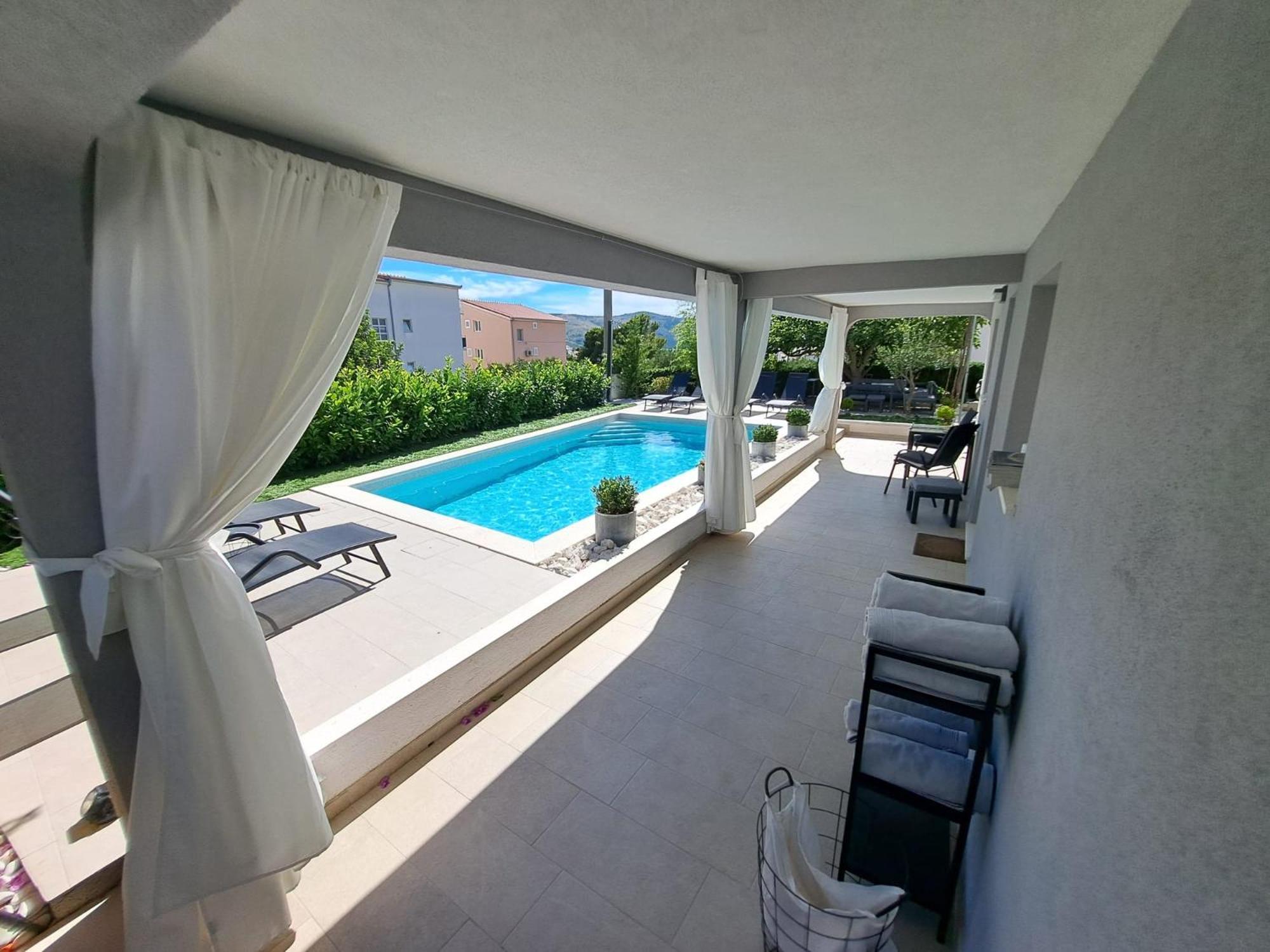 Paulina Harmony Rooms Seget Vranjica Exterior foto
