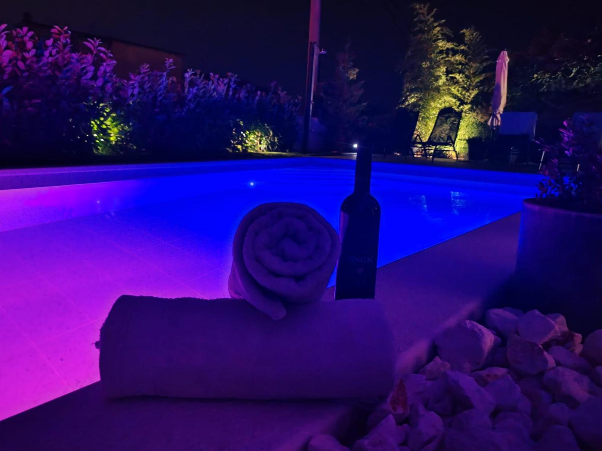 Paulina Harmony Rooms Seget Vranjica Exterior foto