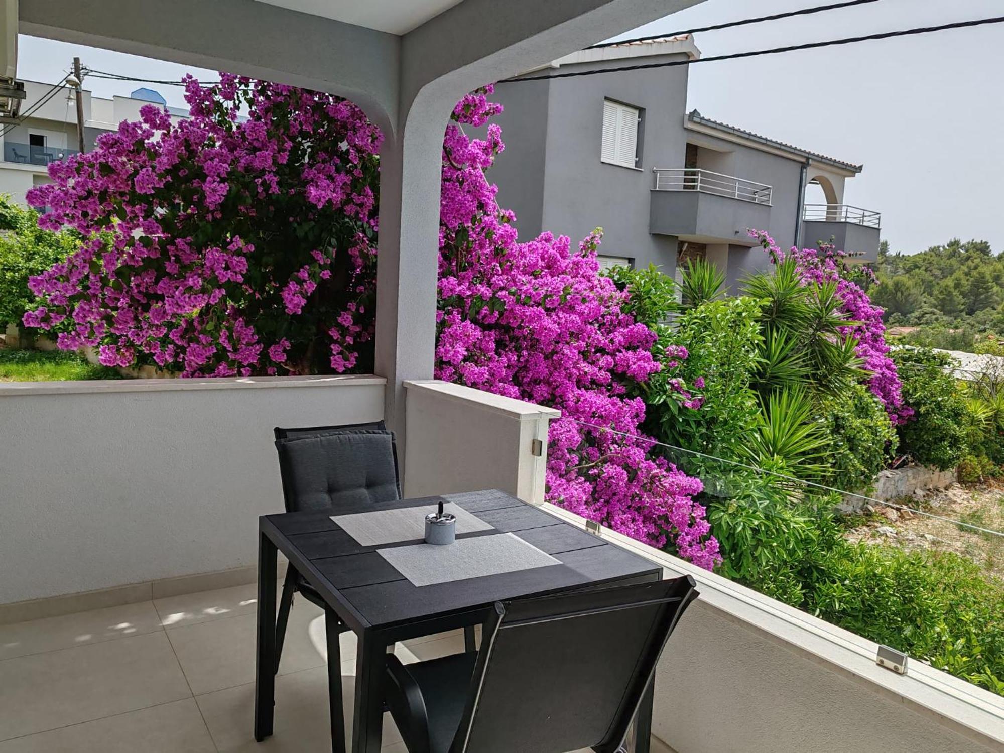 Paulina Harmony Rooms Seget Vranjica Exterior foto