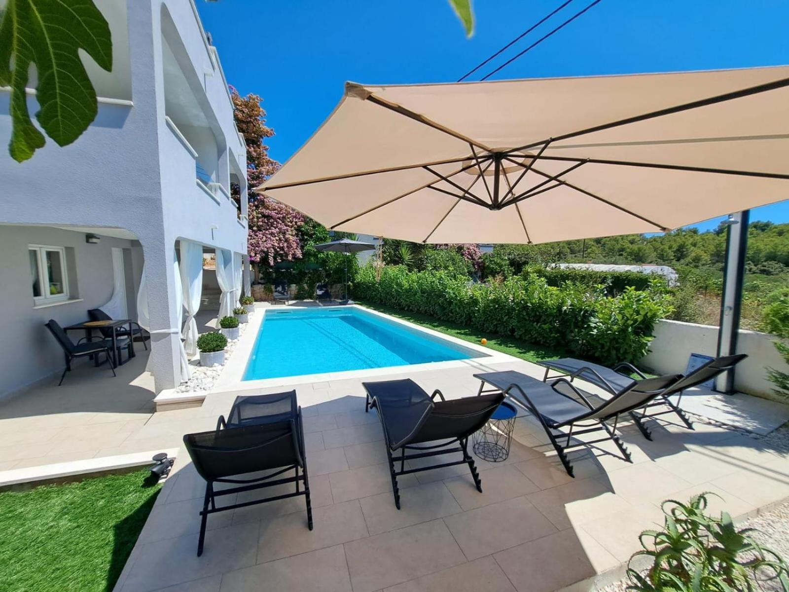 Paulina Harmony Rooms Seget Vranjica Exterior foto